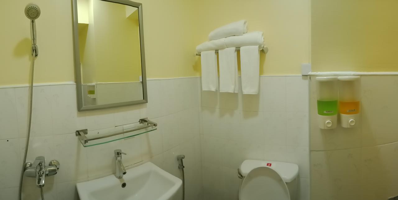 Hato Inn Yangon Ngoại thất bức ảnh